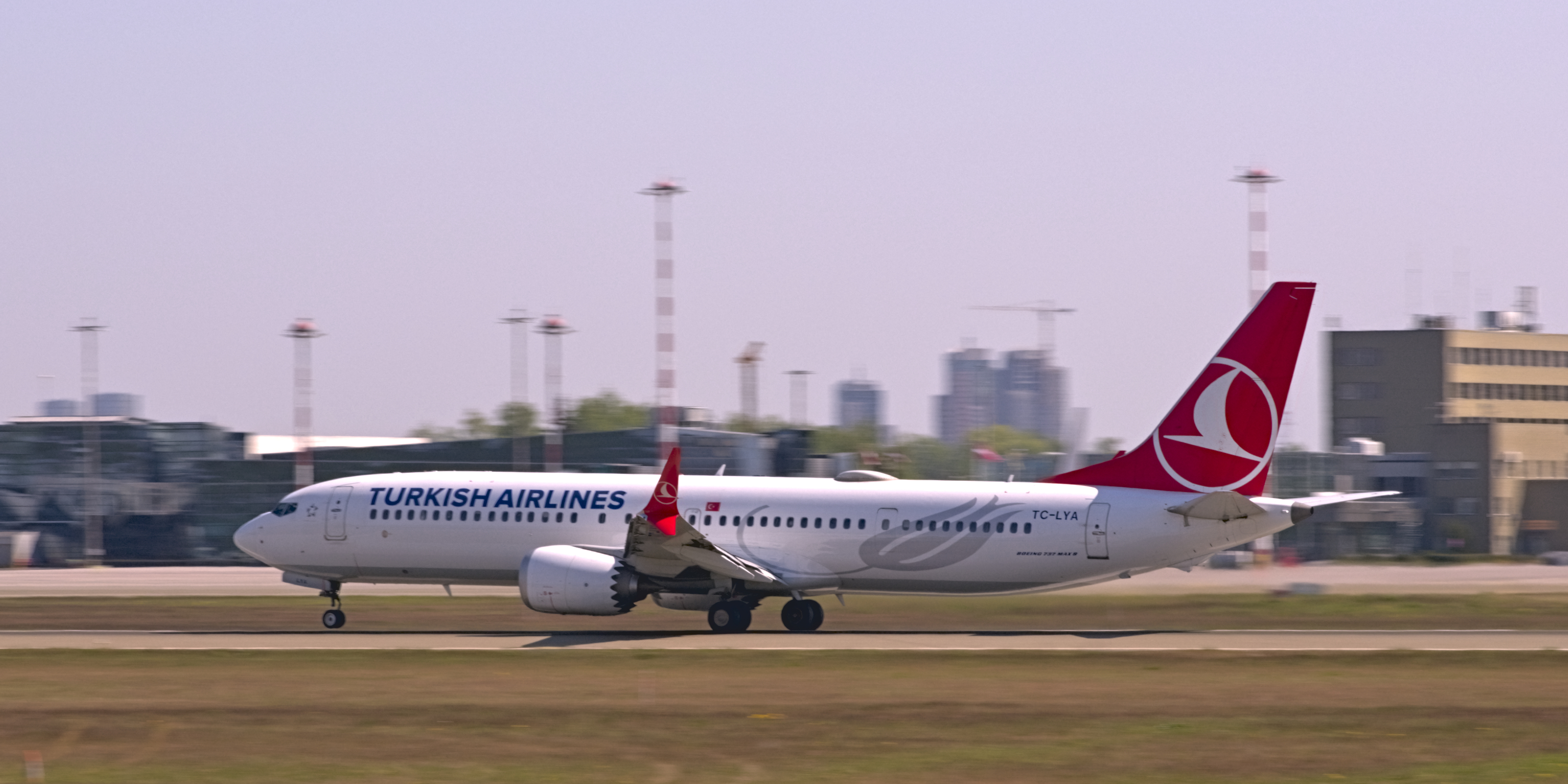 Turkish Airlines Boeing 737 Max 900 TC-LYA